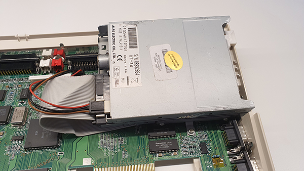 Amiga 1200 8MB trapdoor RAM bővítő