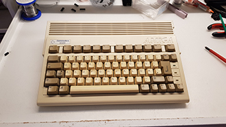 Commodore Szerviz és Restaurátor | Commodore Amiga 600 javítása