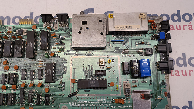 Commodore Szerviz és Restaurátor | MOD: Commodore 64 NTSC módosítása PAL-ra