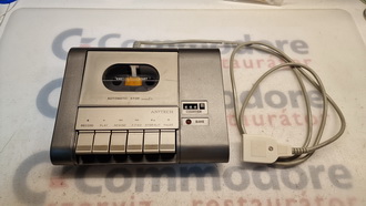 Commodore Szerviz és Restaurátor | Anitech VK-200 javítása