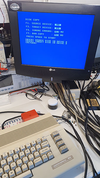 DS-HD floppy lemezek használata Commodore Floppy meghajtókban